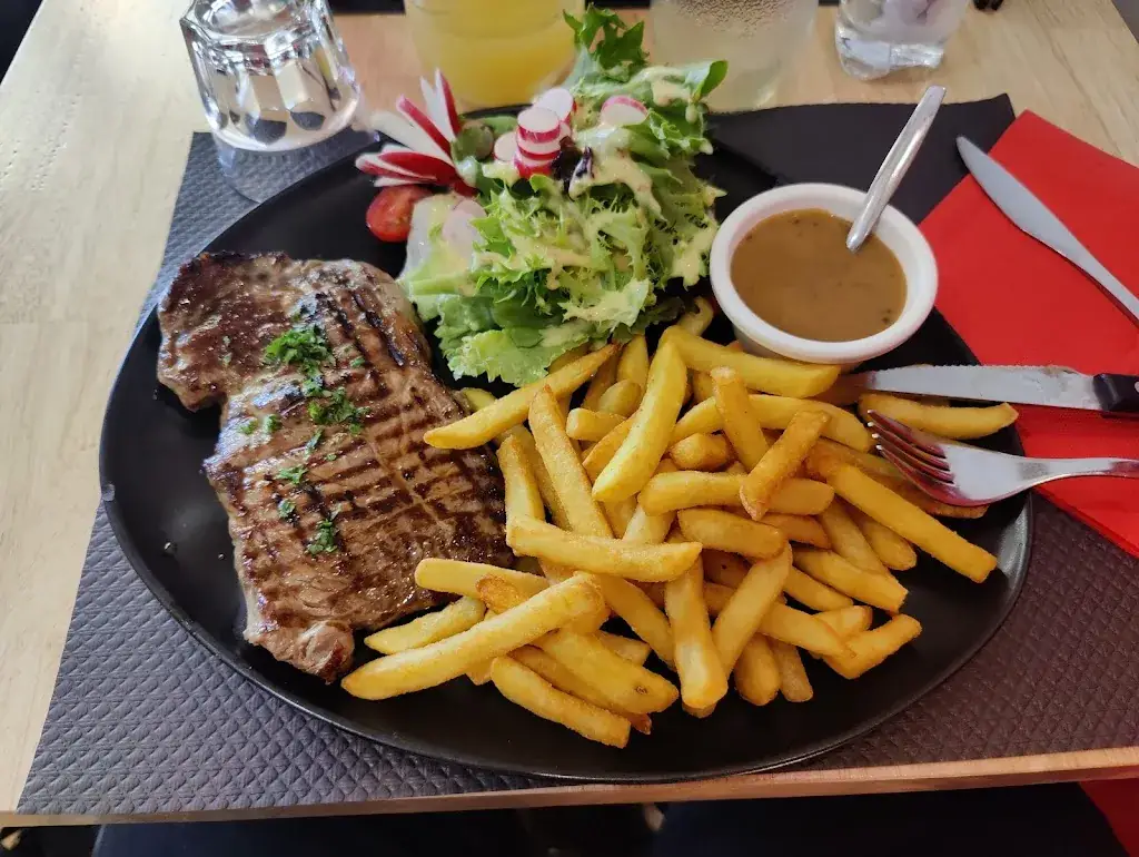 Jakob Schuhmacher_Crêperie Restaurant Ty Brizec_Carantec_review