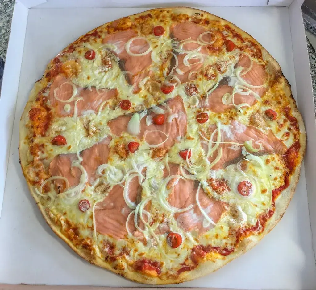 Carantec Pizza_Carantec_slider_image_2