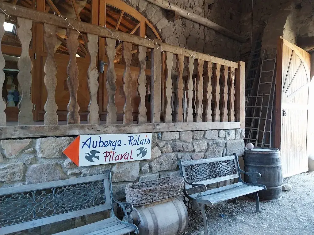 Auberge Relais du Pitaval restaurant in Brullioles