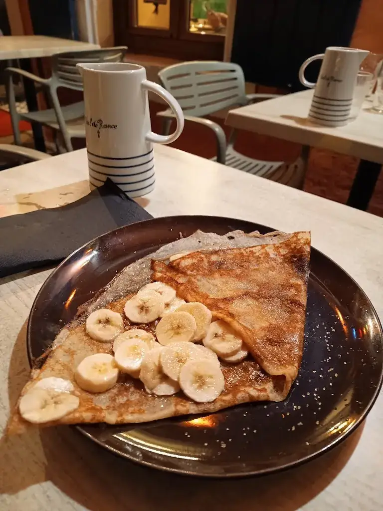 David Coxon_Crêperie de la Marine_Camaret-sur-Mer_review