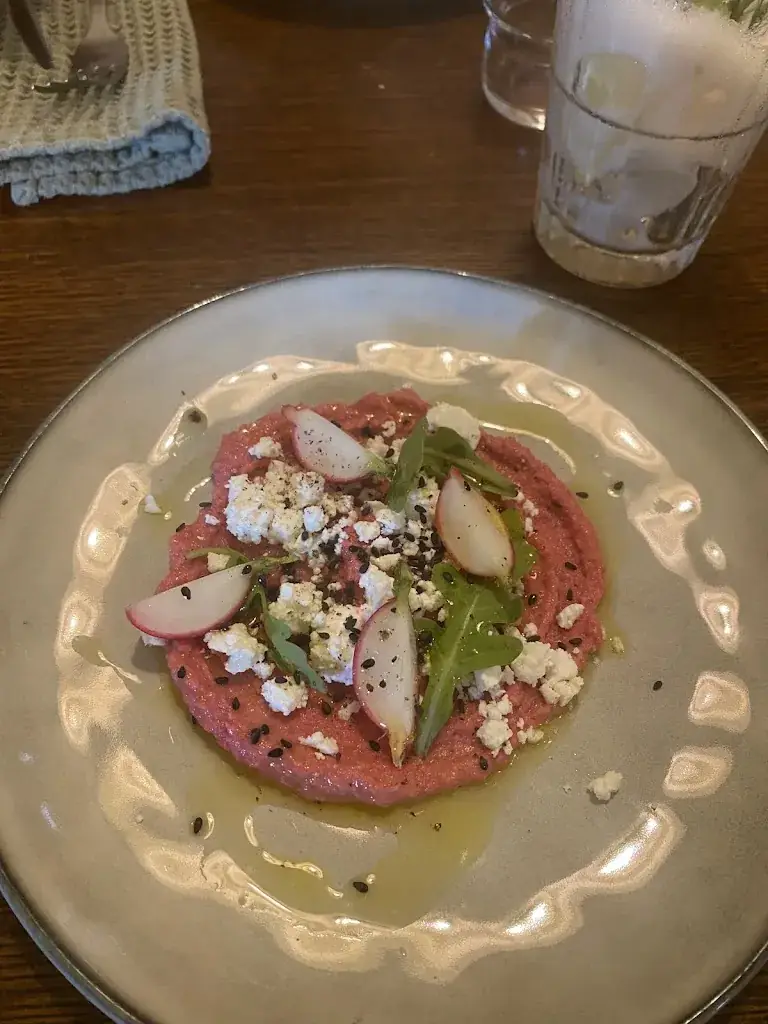 Emilie Bdc_Sovaj'_Camaret-sur-Mer_review