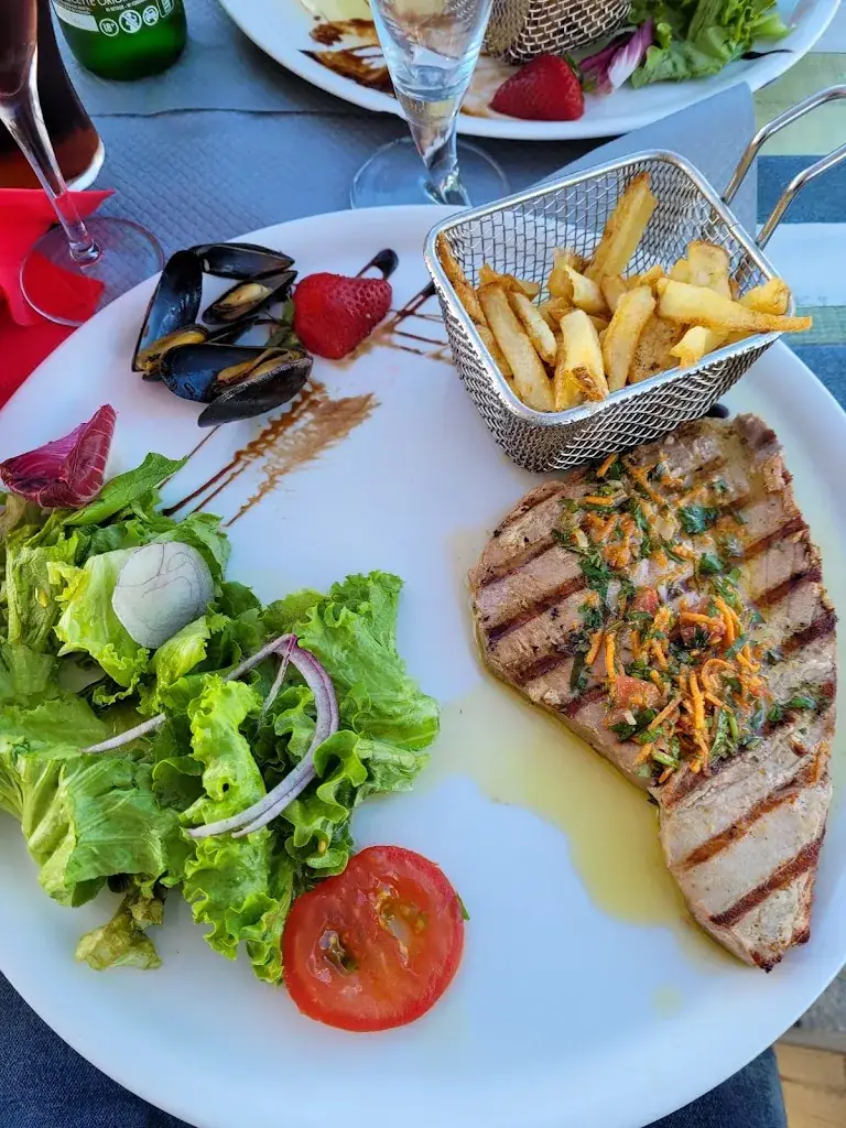 Patrick_L'Emigrant_Camaret-sur-Mer_review