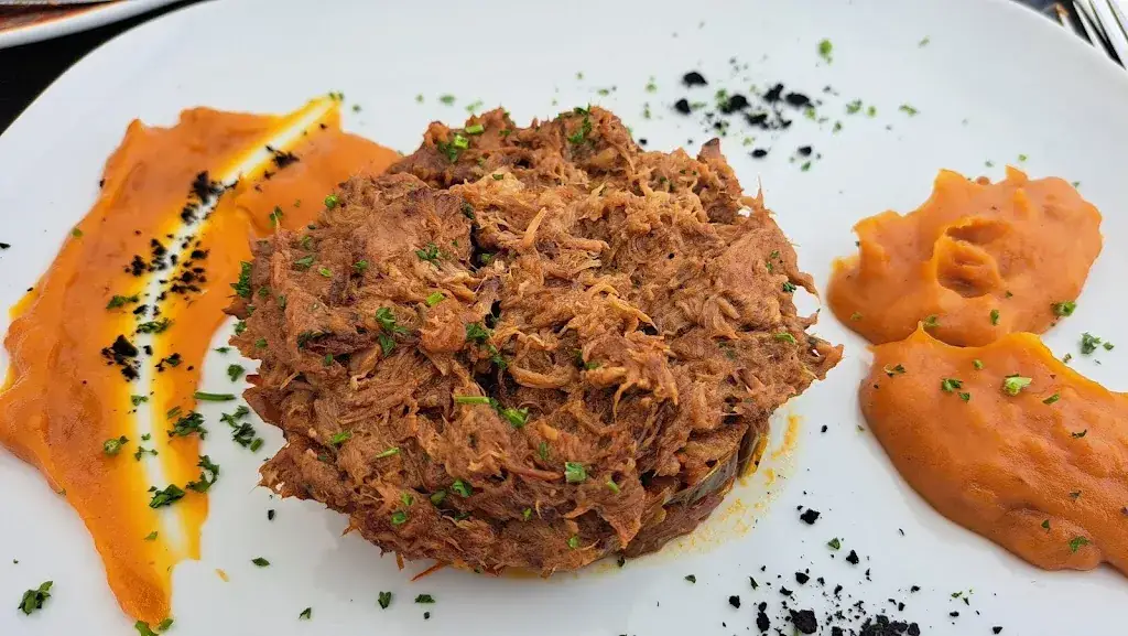 Peter Stewart_La Voilerie_Camaret-sur-Mer_review