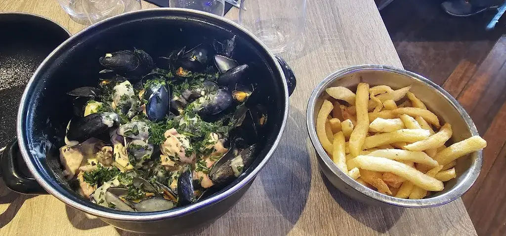 ABS Le Diplomate_Le Loustik_Camaret-sur-Mer_review