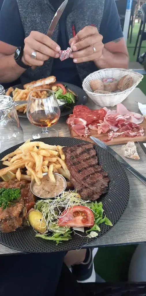 Pryscillia Pole Dance Orléans_Le Loustik_Camaret-sur-Mer_review