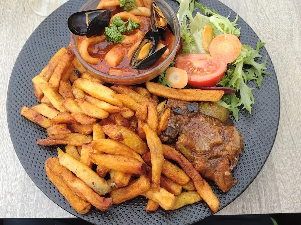 Le Loustik_Camaret-sur-Mer_slider_image_3