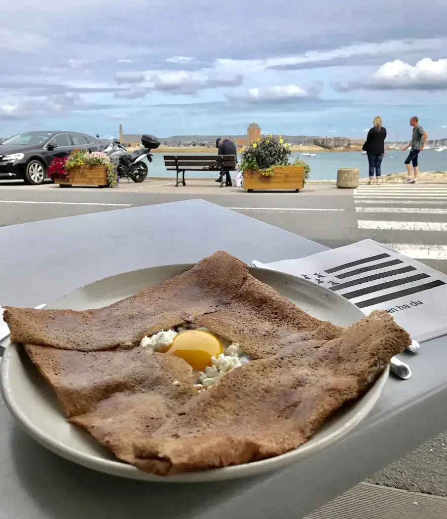 Crêperie les Embruns_Camaret-sur-Mer_slider_image_2