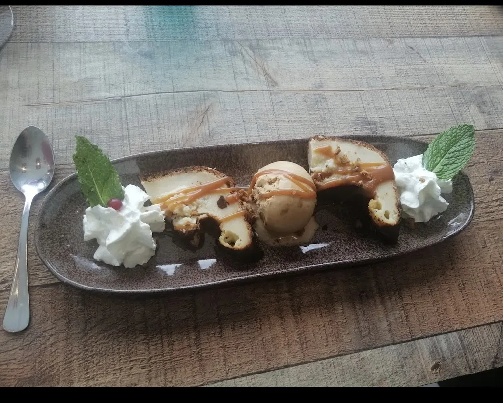 Le 3_Caudan_slider_image_3