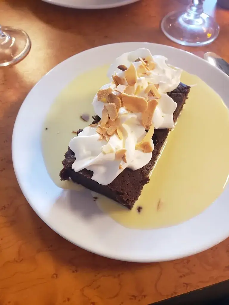 Yann Dagier_La bulle_Bruz_review