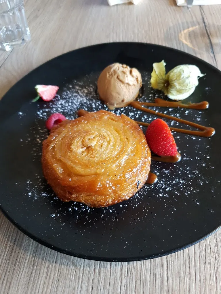 Abdulmohsen Almarshad_Restaurant l'Unik_Bruz_review