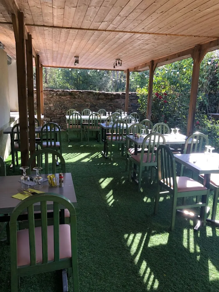 RESTAURANT LE PONT ST ARMEL restaurant in Bruz