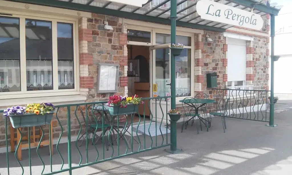 Restaurant La Pergola (traditionnel - menus et carte) et menu ouvrier_Bruz_slider_image_1