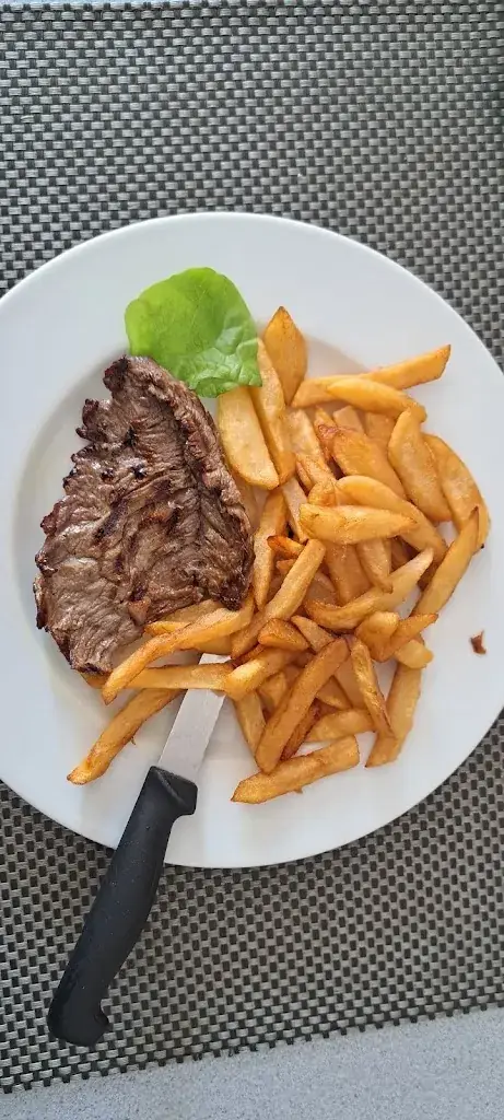 Restaurant La Pergola (traditionnel - menus et carte) et menu ouvrier_Bruz_slider_image_3