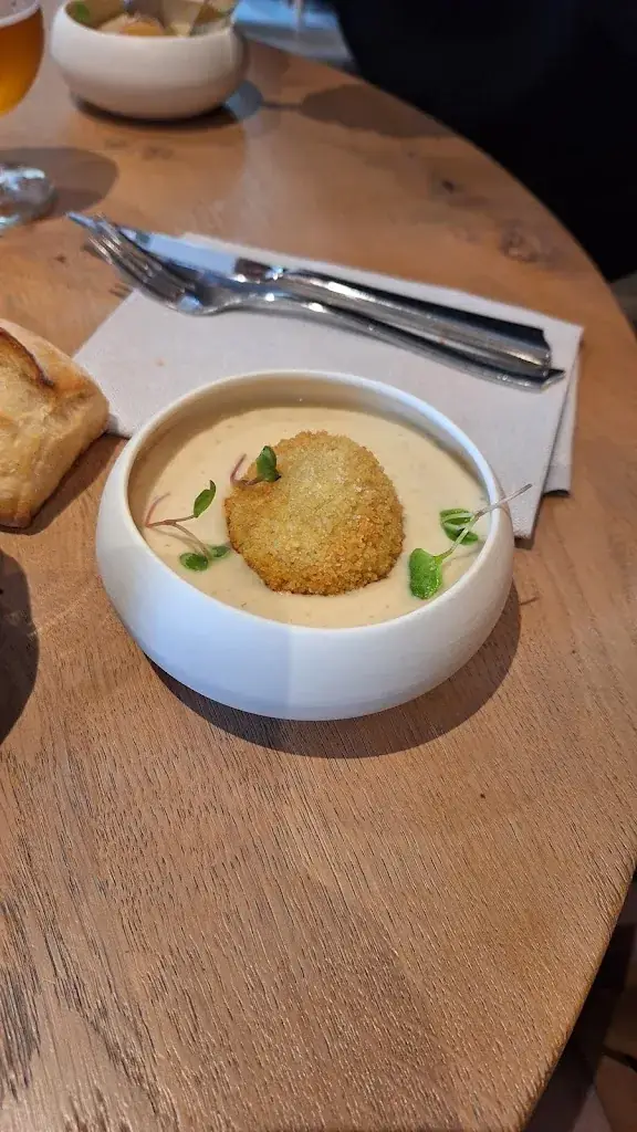 Paul_La table d'Elya_Bruz_review