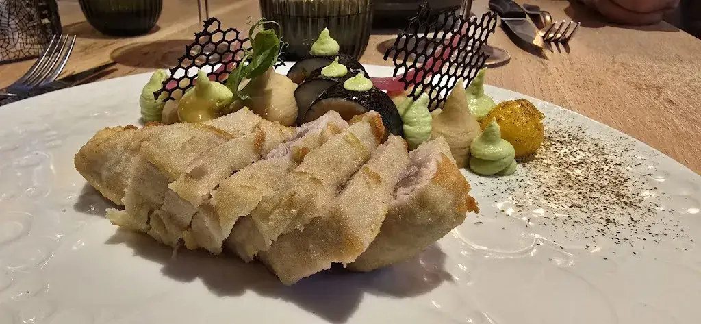 La table d'Elya_Bruz_slider_image_3