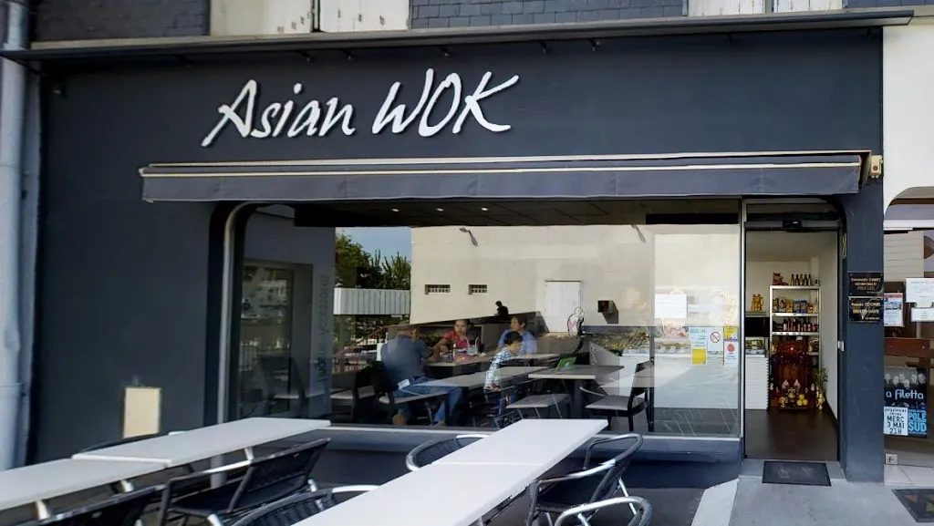 Asian Wok restaurant in Bruz