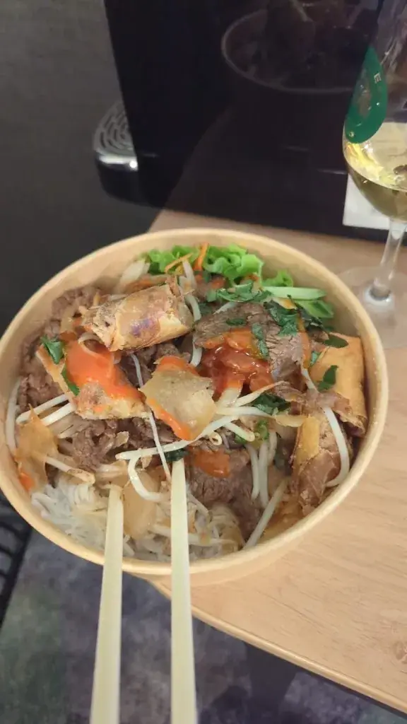 Maxime Leroux_Ai Pho_Chanteloup-en-Brie_review