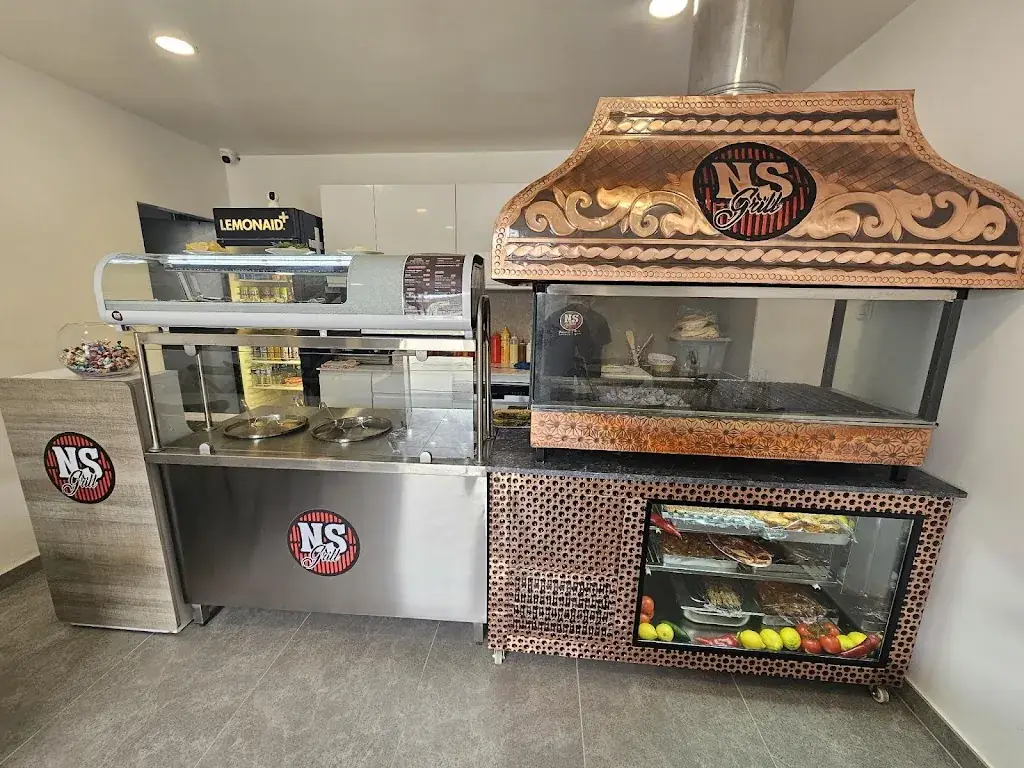 NS Grill_Chanteloup-les-Vignes_slider_image_3