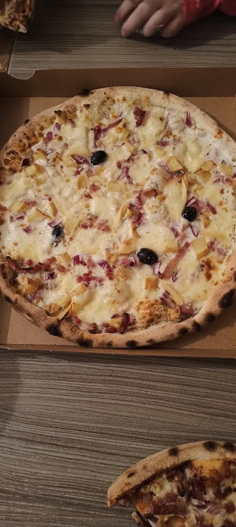 Menu_Yvan des pizz_Châtillon-en-Vendelais_image_3