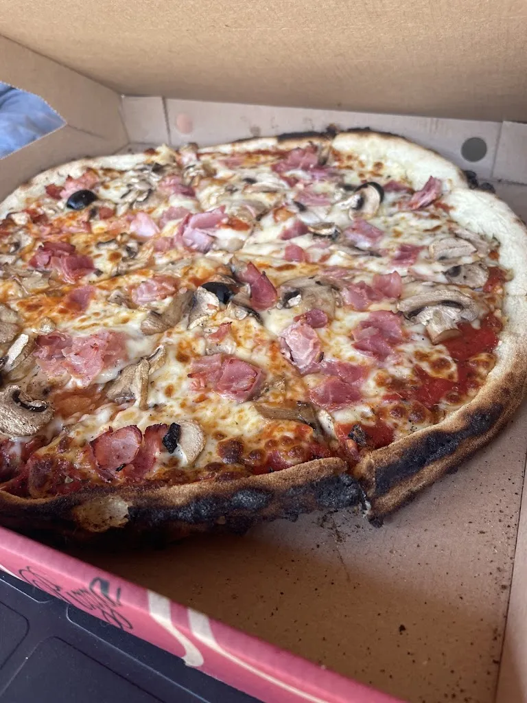 Menu_Yvan des pizz_Châtillon-en-Vendelais_image_5