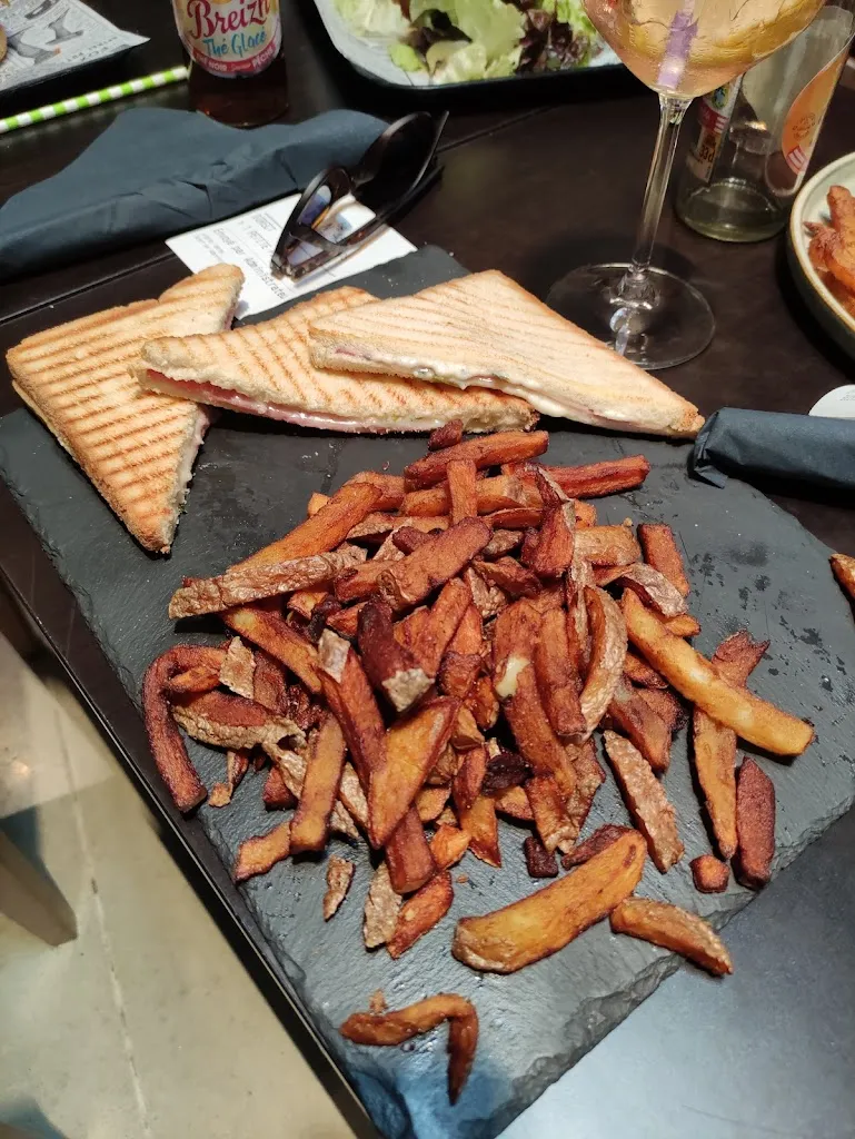 Menu_Auprès de ma Blonde_Châteaugiron_immagine_6