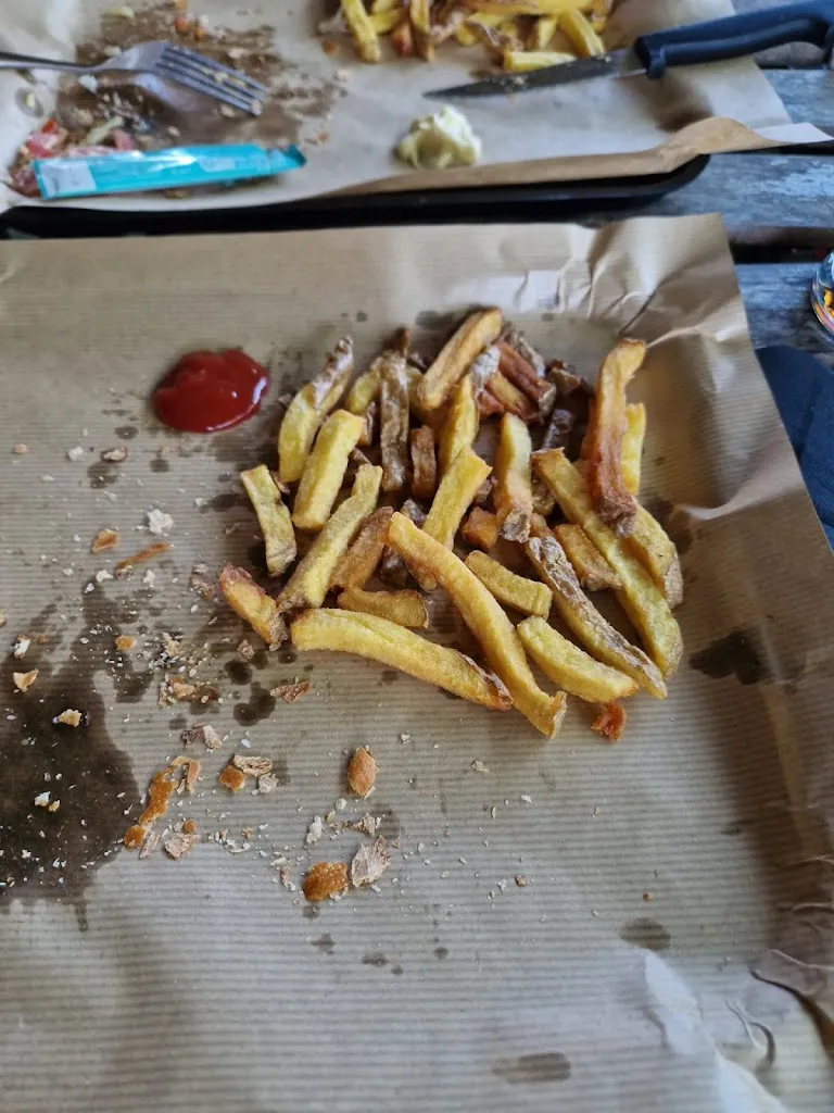 Alexandre GUYOT_Auprès de ma Blonde_Châteaugiron_recensione