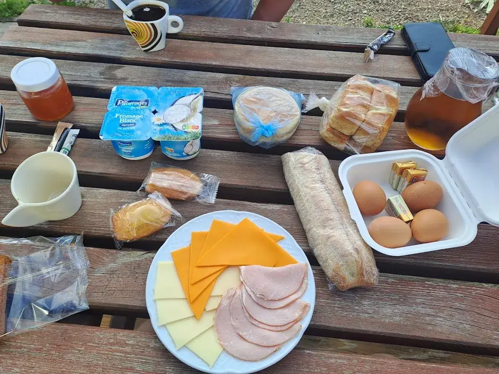 vanessa HAMEAU_Les mille et une Yourtes_Biol_recensione