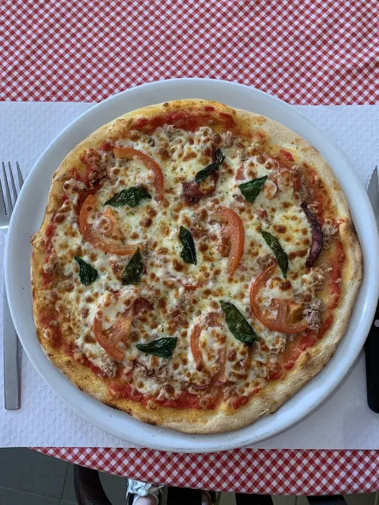 Pizzéria Cartini_Châteaugiron_slider_image_2