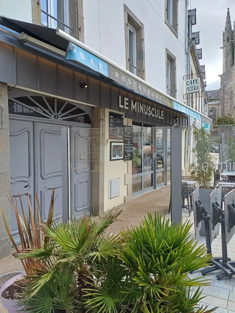 Le Minuscule_Châteaulin_slider_image_3