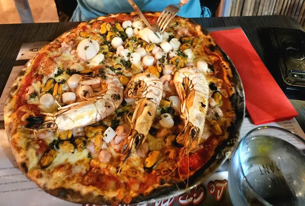 Le Gran Sasso restaurant in Châteaulin