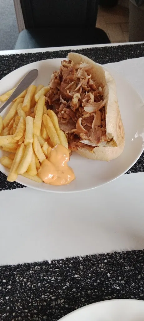 Menu_Restaurant Royal_Châteauneuf-du-Faou_immagine_8