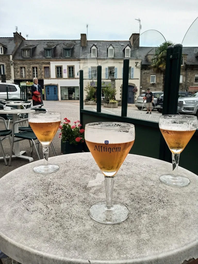 Menu_Le Donjon_Châteauneuf-du-Faou_image_1