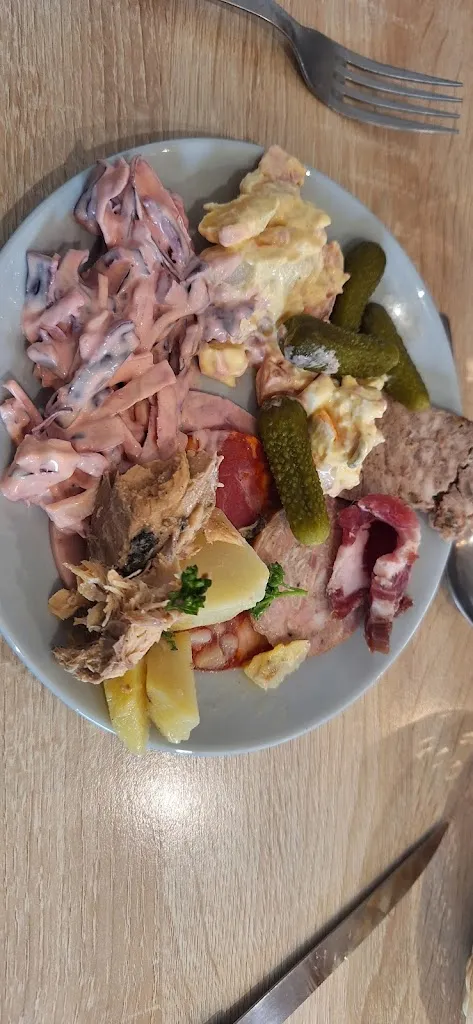 Menu_La Brique Rouge_Chartres-de-Bretagne_immagine_2