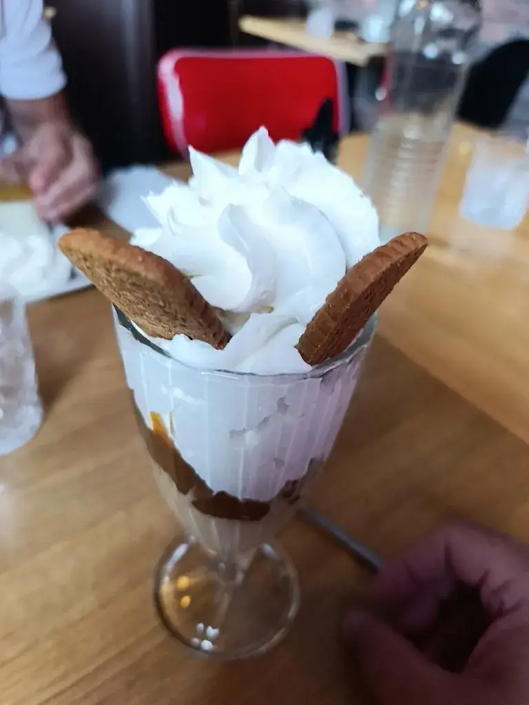 Romuald Farschon_Le 58 Bis_Chartres-de-Bretagne_recensione