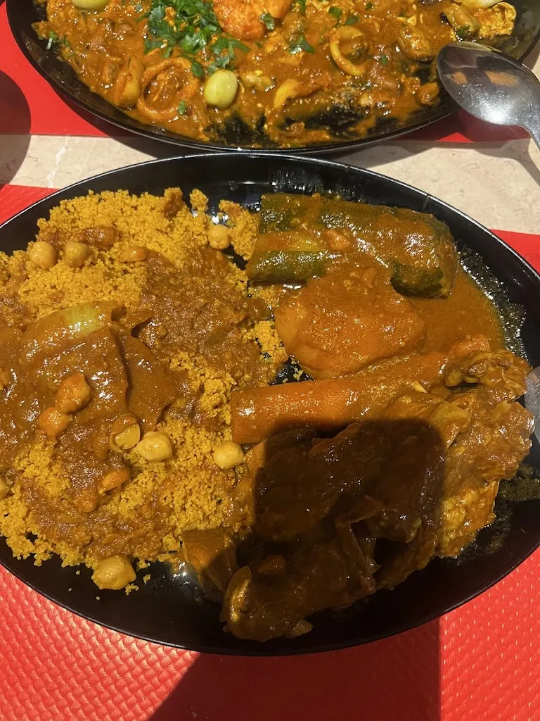 donia ch_Diar Zmen_Chartres-de-Bretagne_review