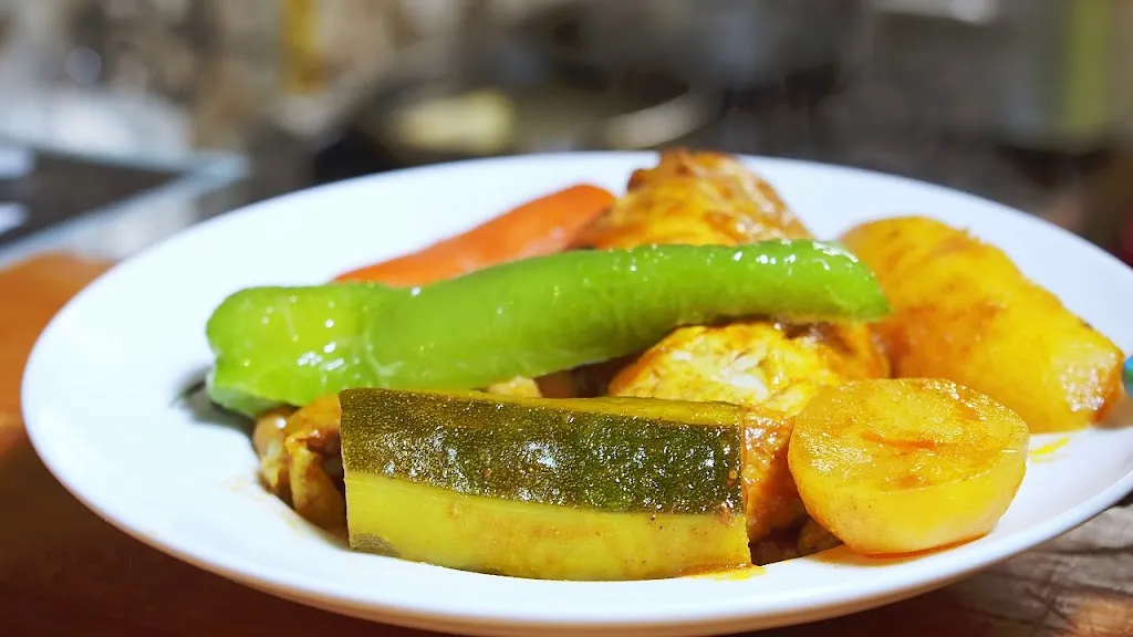 Diar Zmen_Chartres-de-Bretagne_slider_image_3