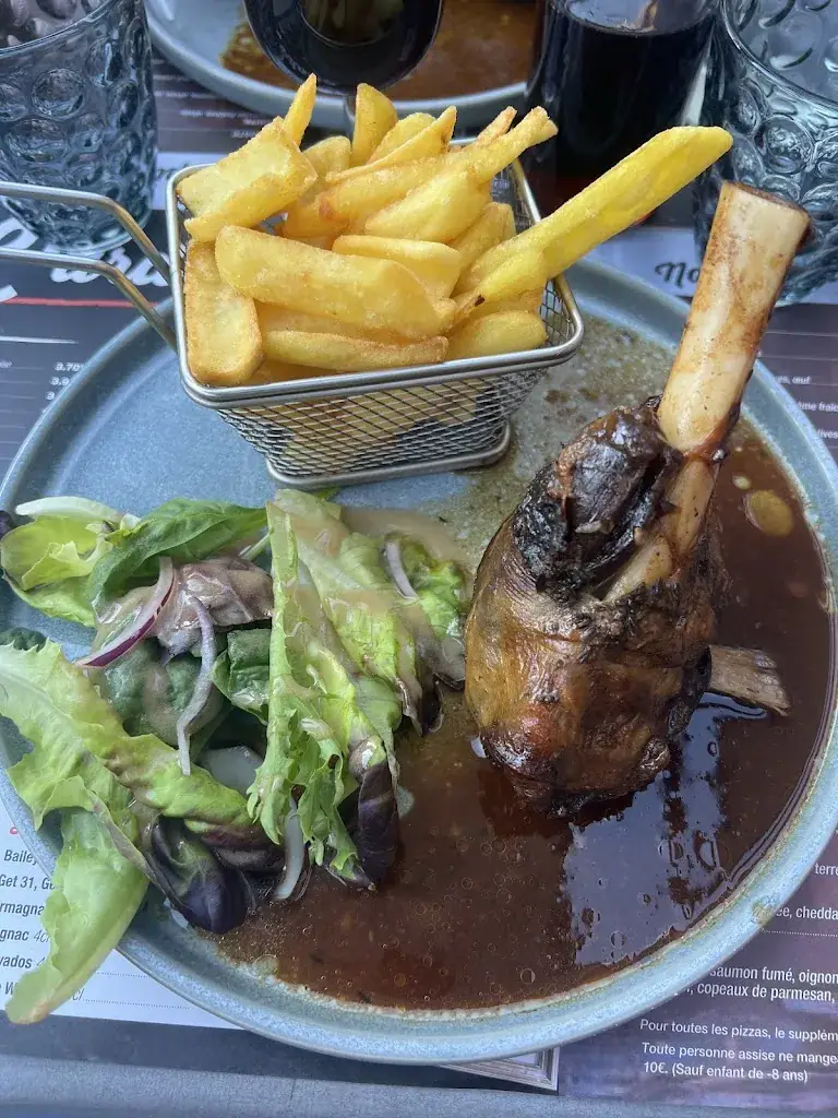 Karine Grolier_L ardoise de Nino_Châteaubourg_review