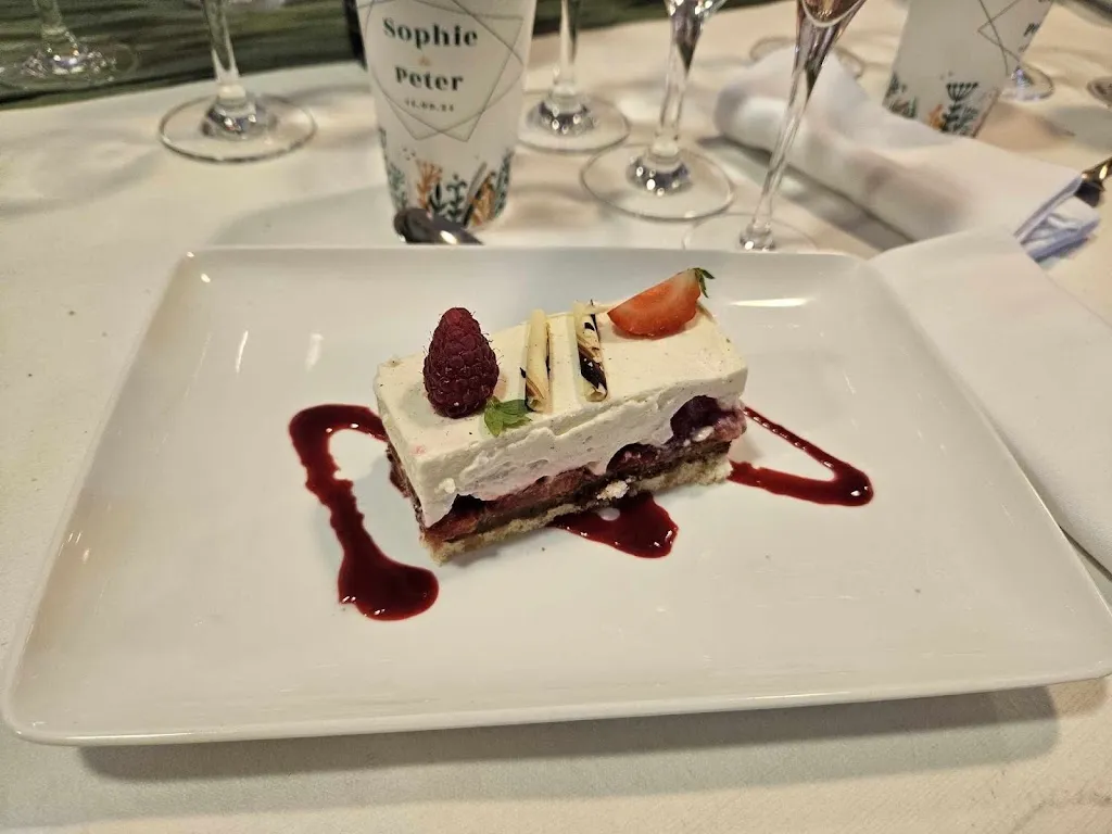 Les Petits Curieux_Châteaubourg_slider_image_3