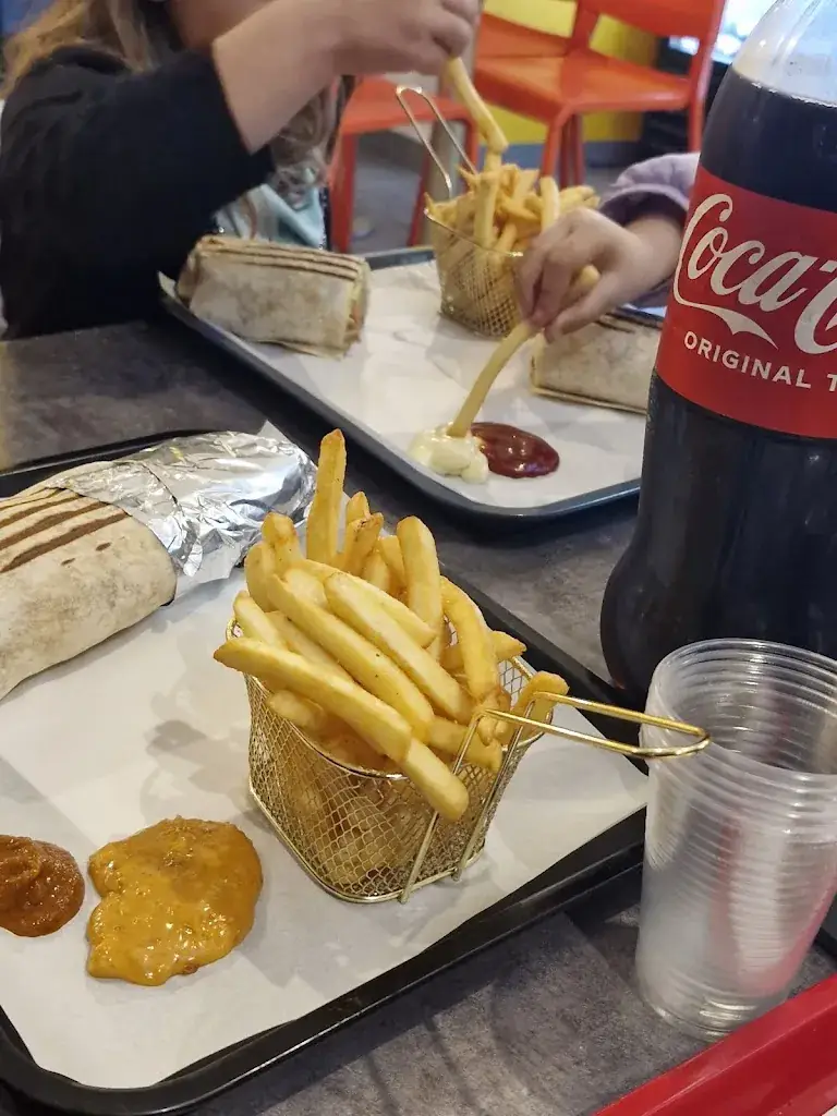 M'TACOS ONE restaurant in Châteaubourg