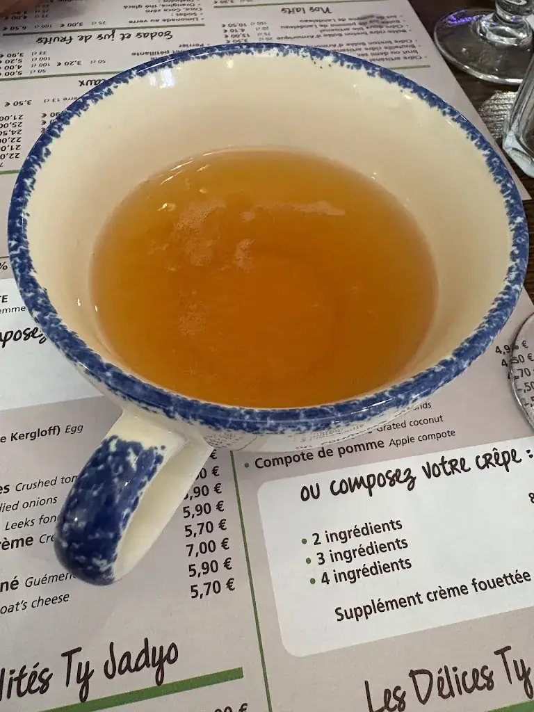 ROTONDI UMBERTO_Ty Jadyo_Carhaix-Plouguer_review