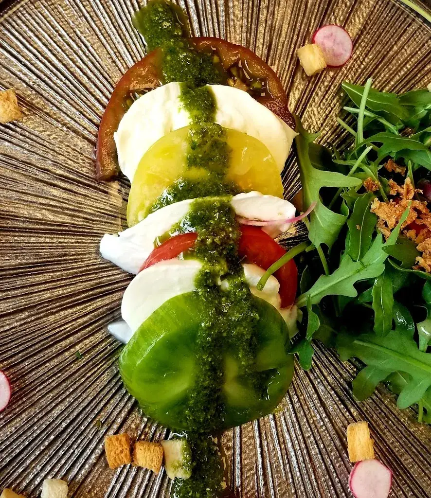 Phil Malin_Le Nivernic_Carhaix-Plouguer_review