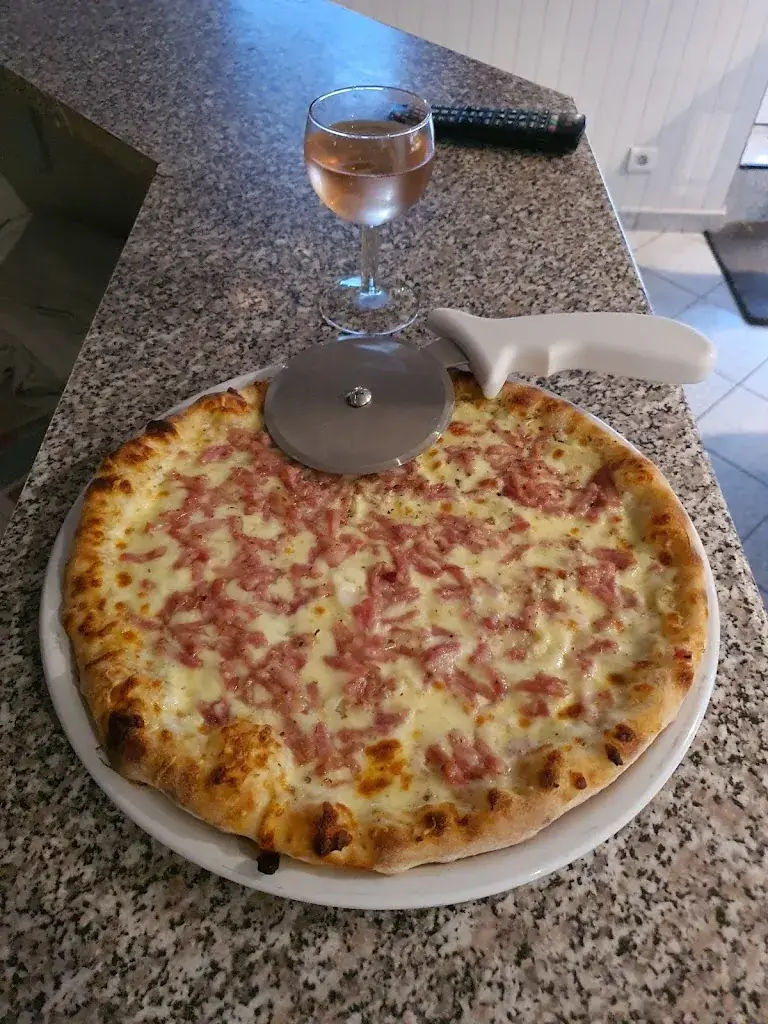 Menu_Pizzeria La Pergola_Carhaix-Plouguer_image_2