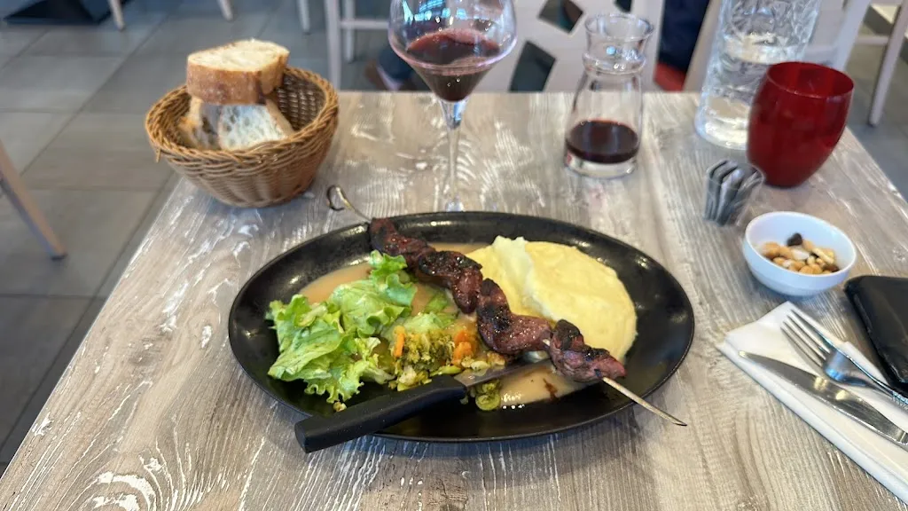 Restaurant la Rotonde_Carhaix-Plouguer_slider_image_2