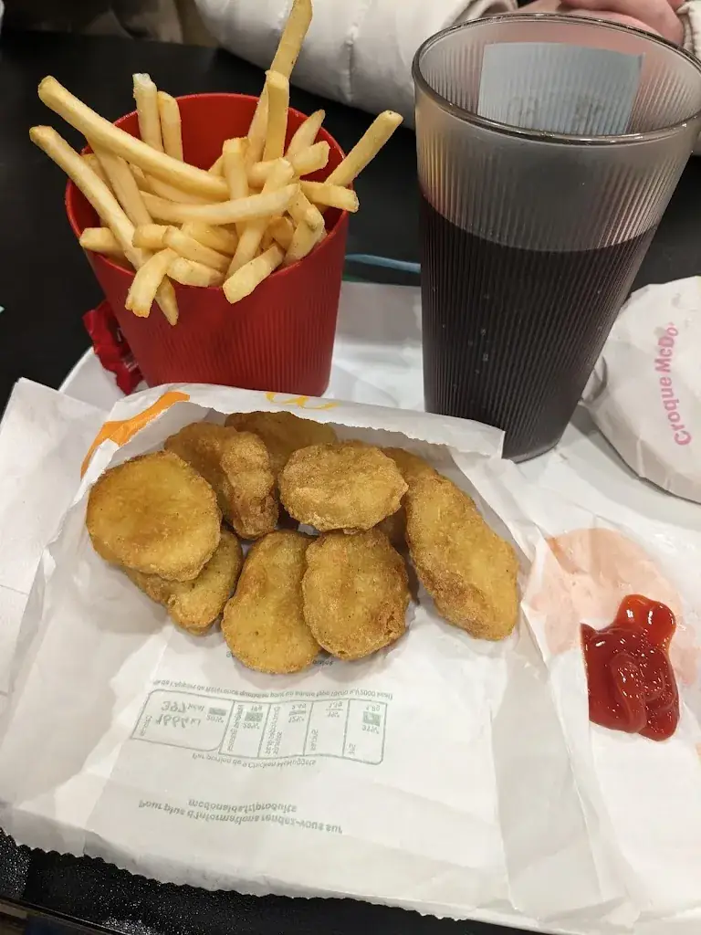 Menu_McDonald's_Carhaix_immagine_5