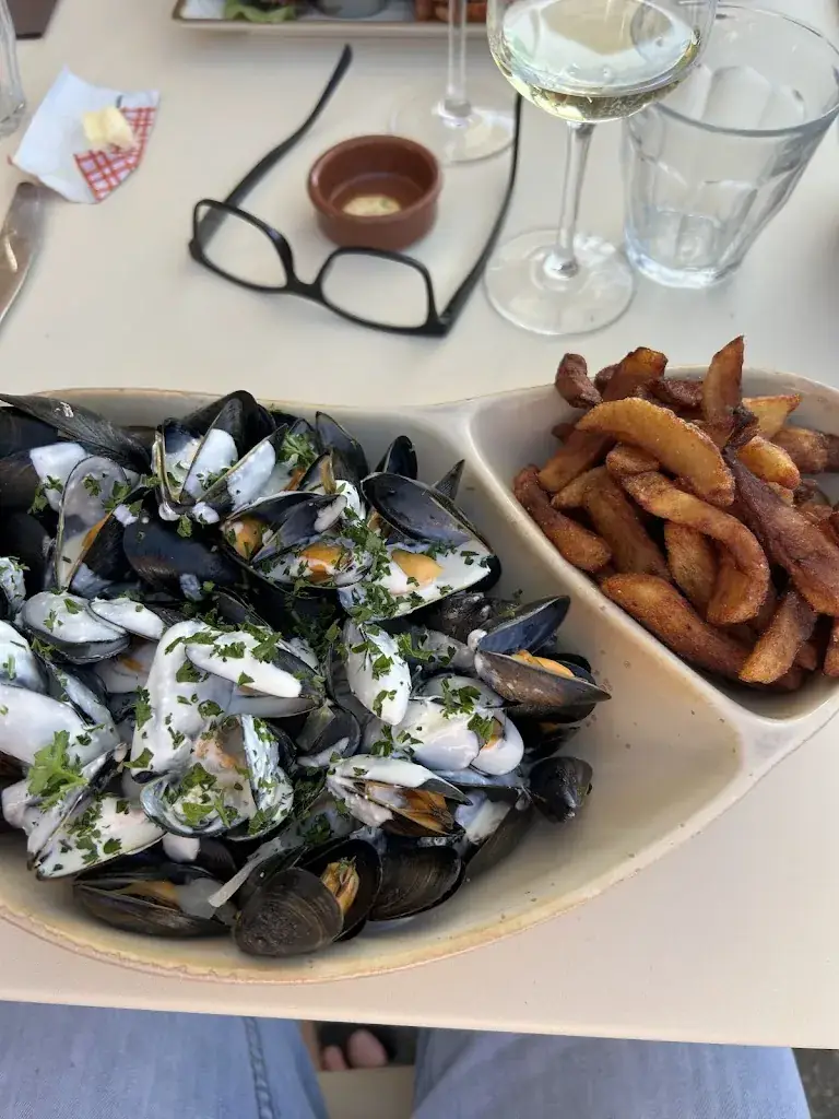 Ian Lockwood_Ouest._Combrit_review