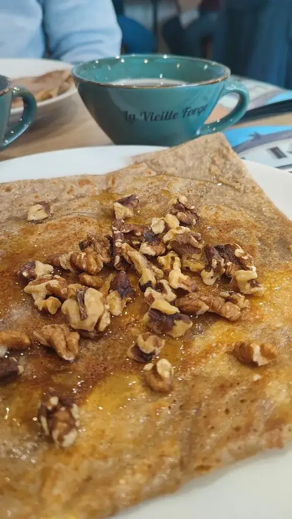 Marie Daniel_Crêperie - Bar La Vieille Forge à Kerchopine_Cléguer_review
