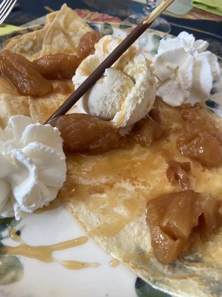 Vallade Marie_Creperie De Lys_Cléguer_review