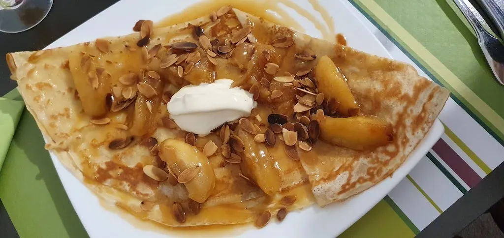 Nathalie LAPAIRE_Creperie De Lys_Cléguer_review