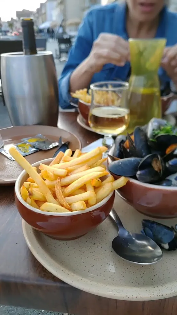 Au Pied D Cheval_Cancale_slider_image_2