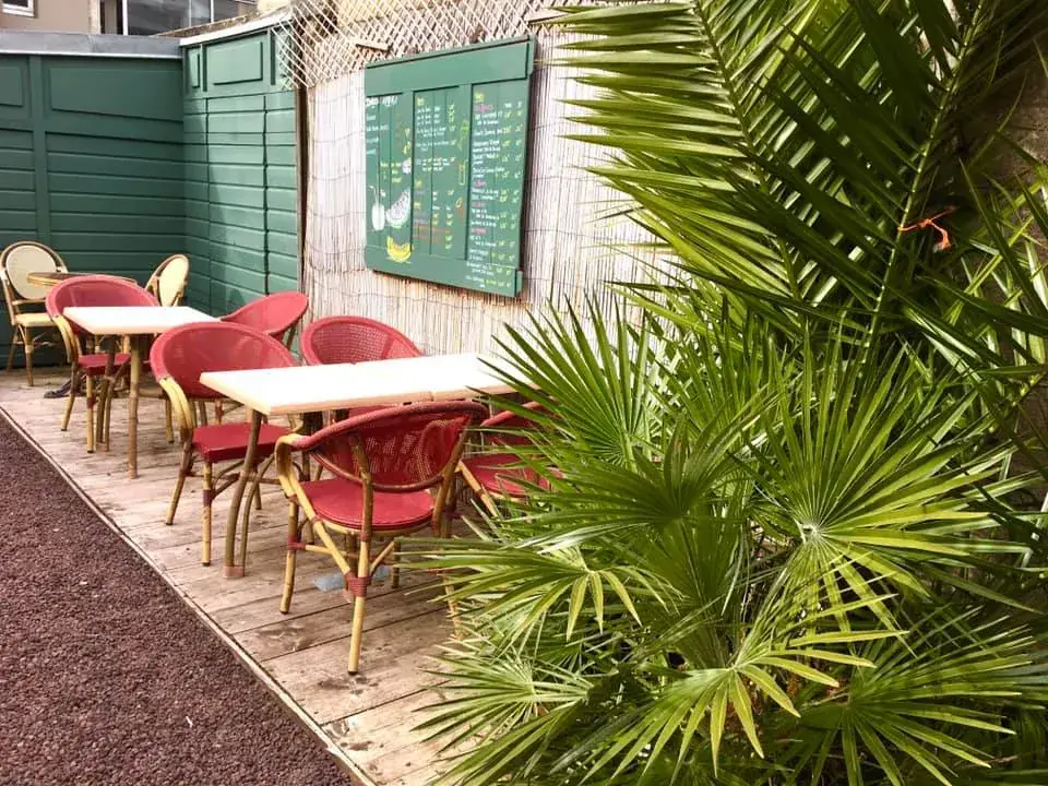 L'Arrière Cour_Cancale_slider_image_1